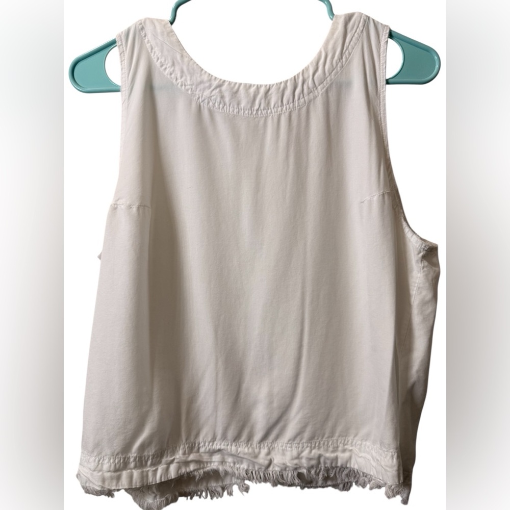 Thread + Supply White Frayed Hem Sleeveless Top Large Pre-loved - Picture 2 of 5